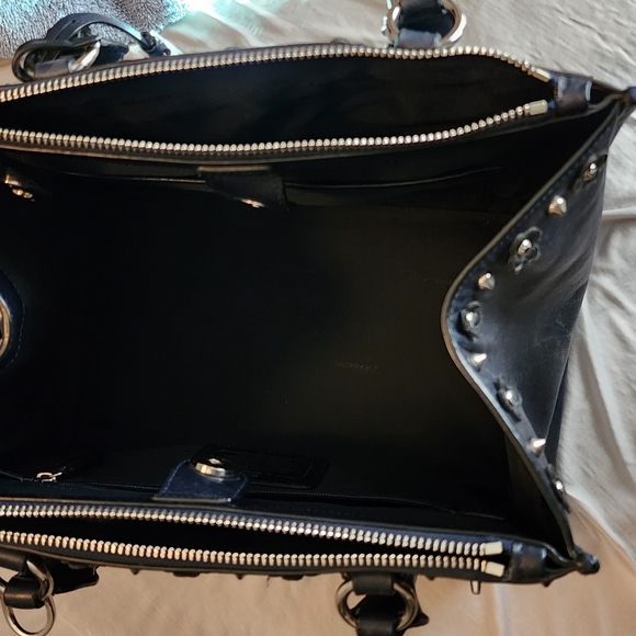 Coach Crosby Carryall F37400 - Picture 8 of 17